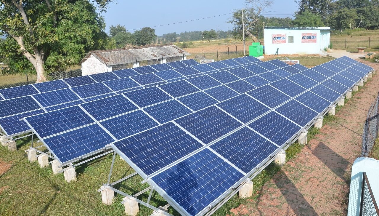 Technical Advantage Course on Off-grid and Mini-grid PV Systems Design and Installation - GSES India